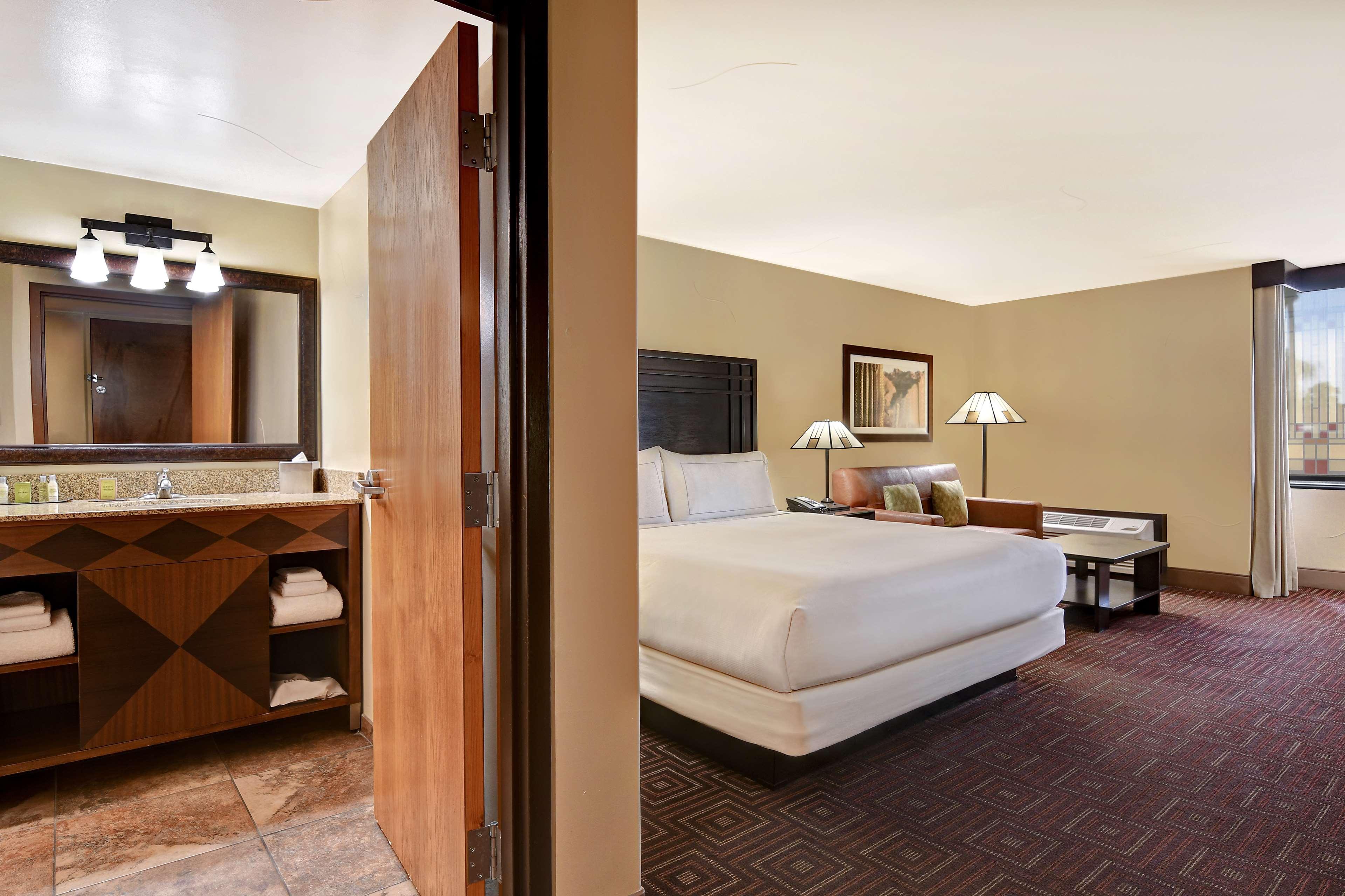 Doubletree By Hilton Phoenix- Tempe Extérieur photo