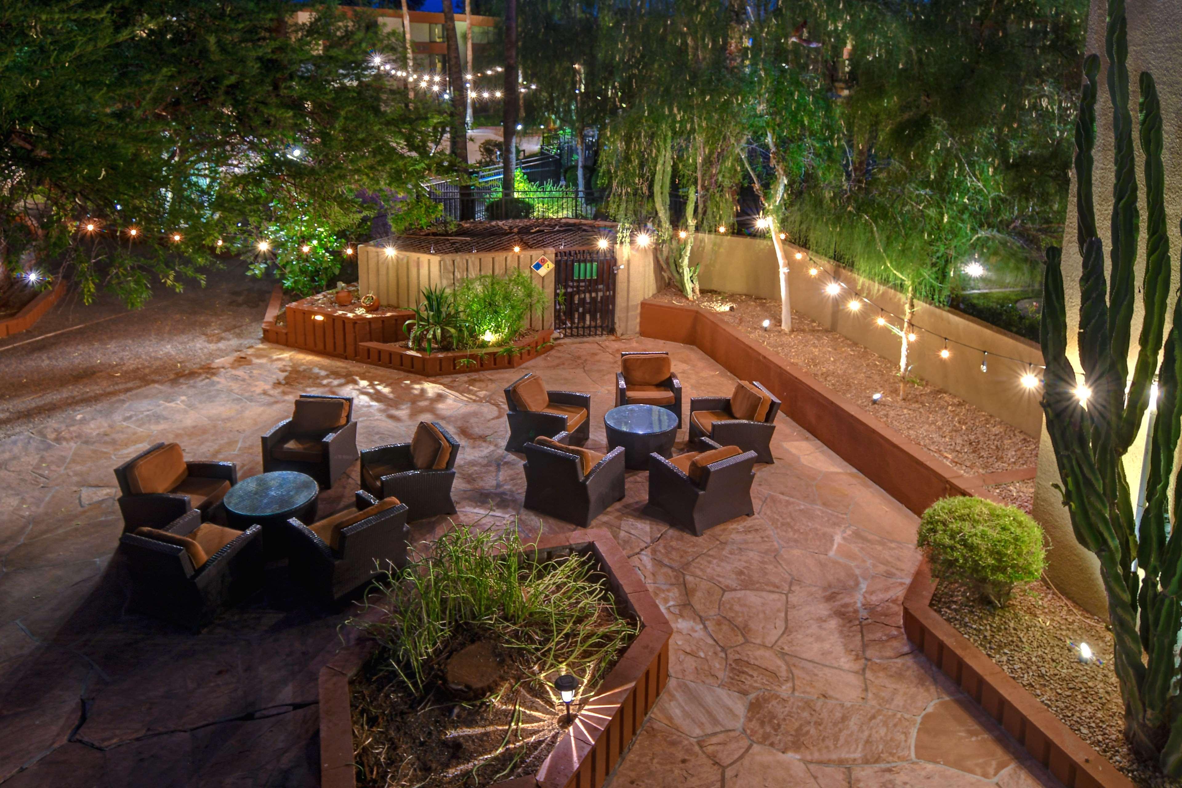 Doubletree By Hilton Phoenix- Tempe Extérieur photo