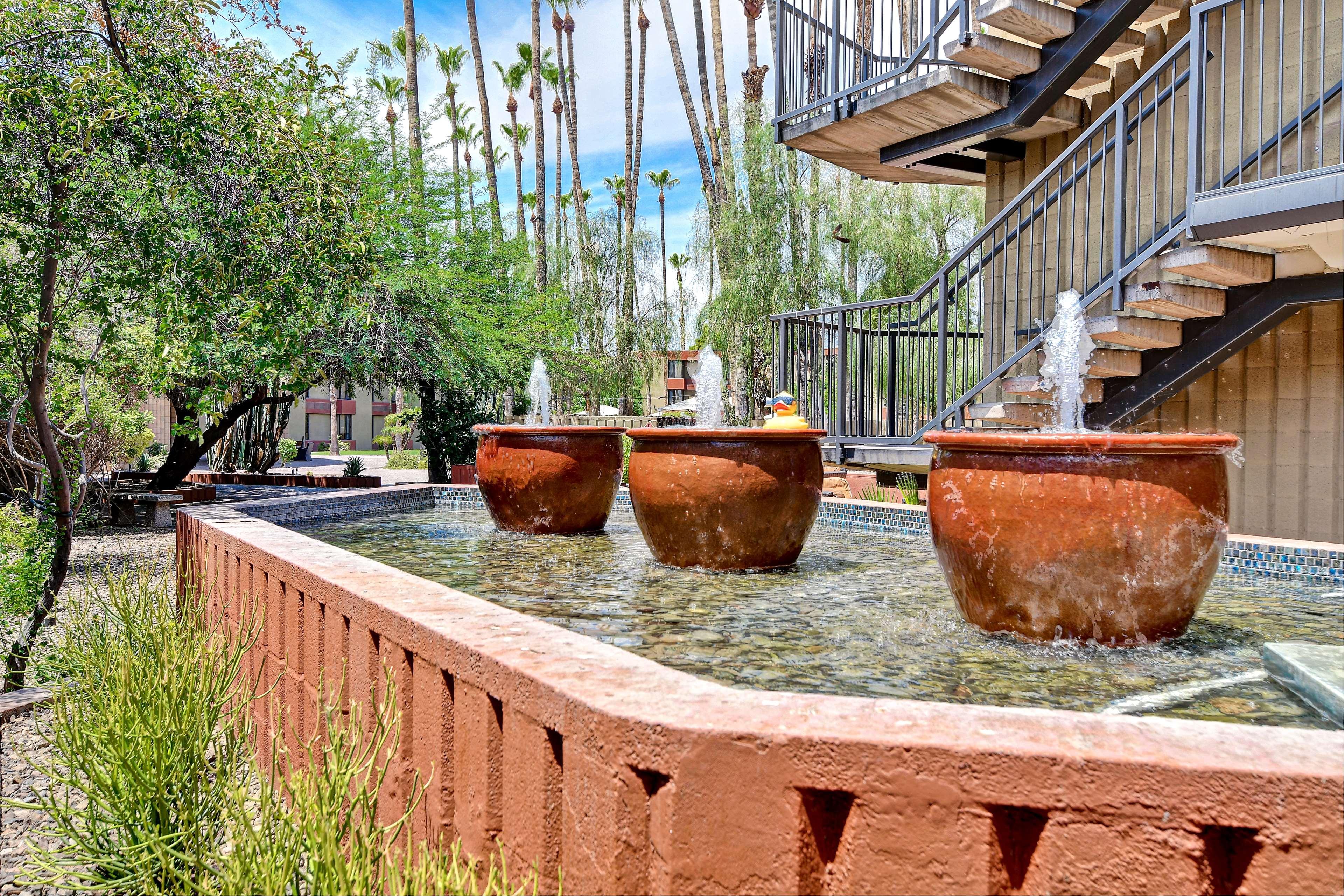 Hotel Doubletree By Hilton Phoenix- Tempe Extérieur photo