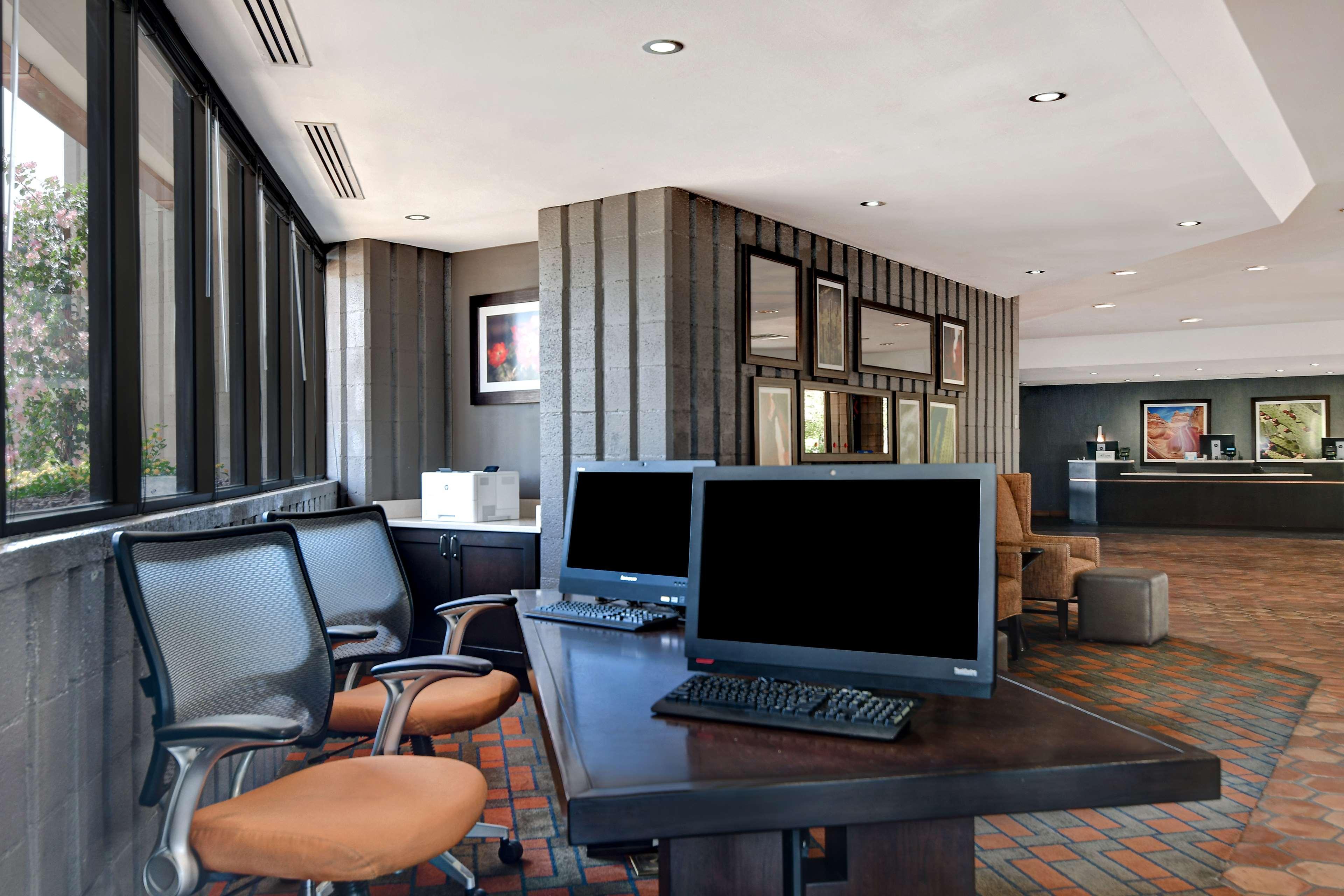 Hotel Doubletree By Hilton Phoenix- Tempe Extérieur photo