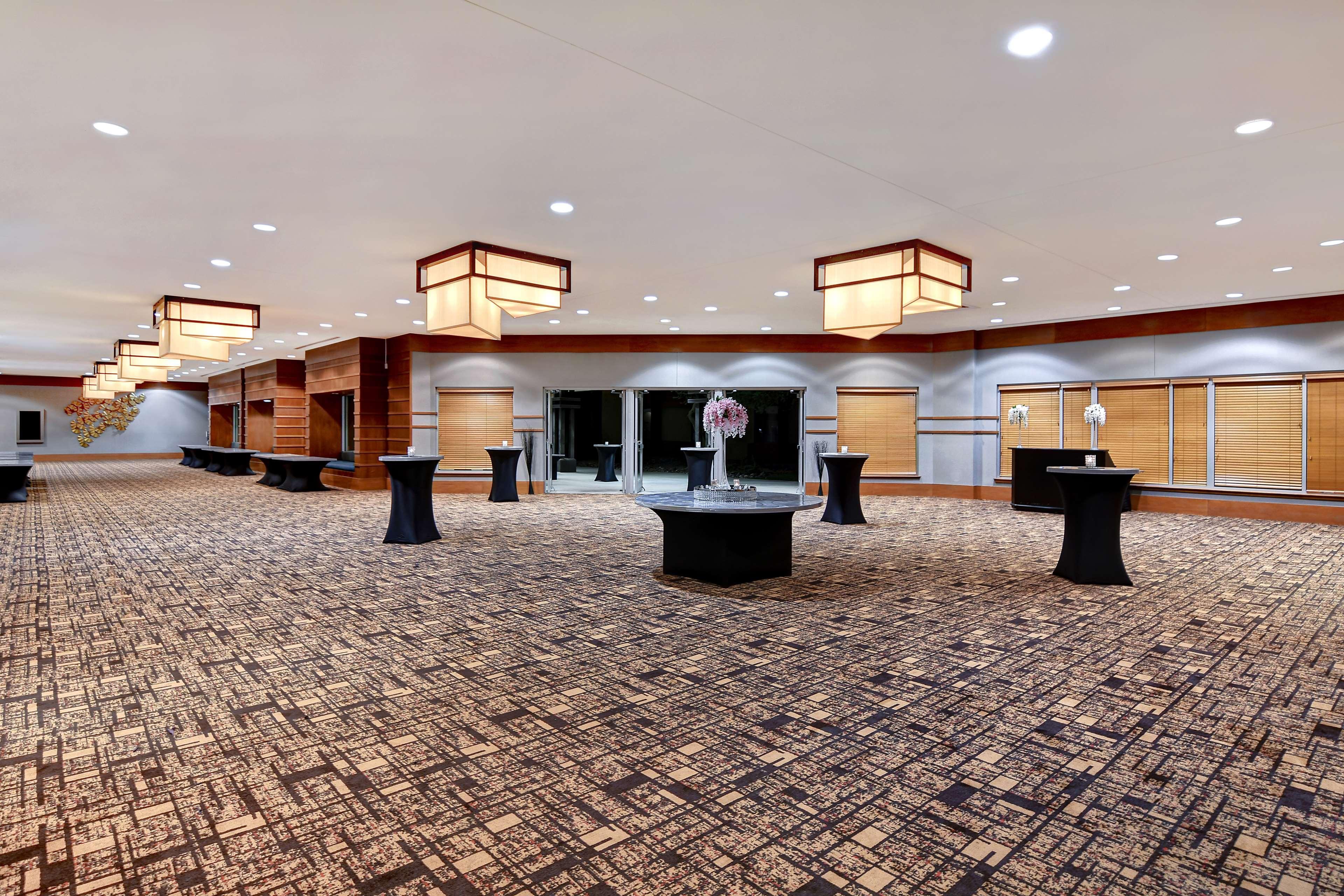 Hotel Doubletree By Hilton Phoenix- Tempe Extérieur photo