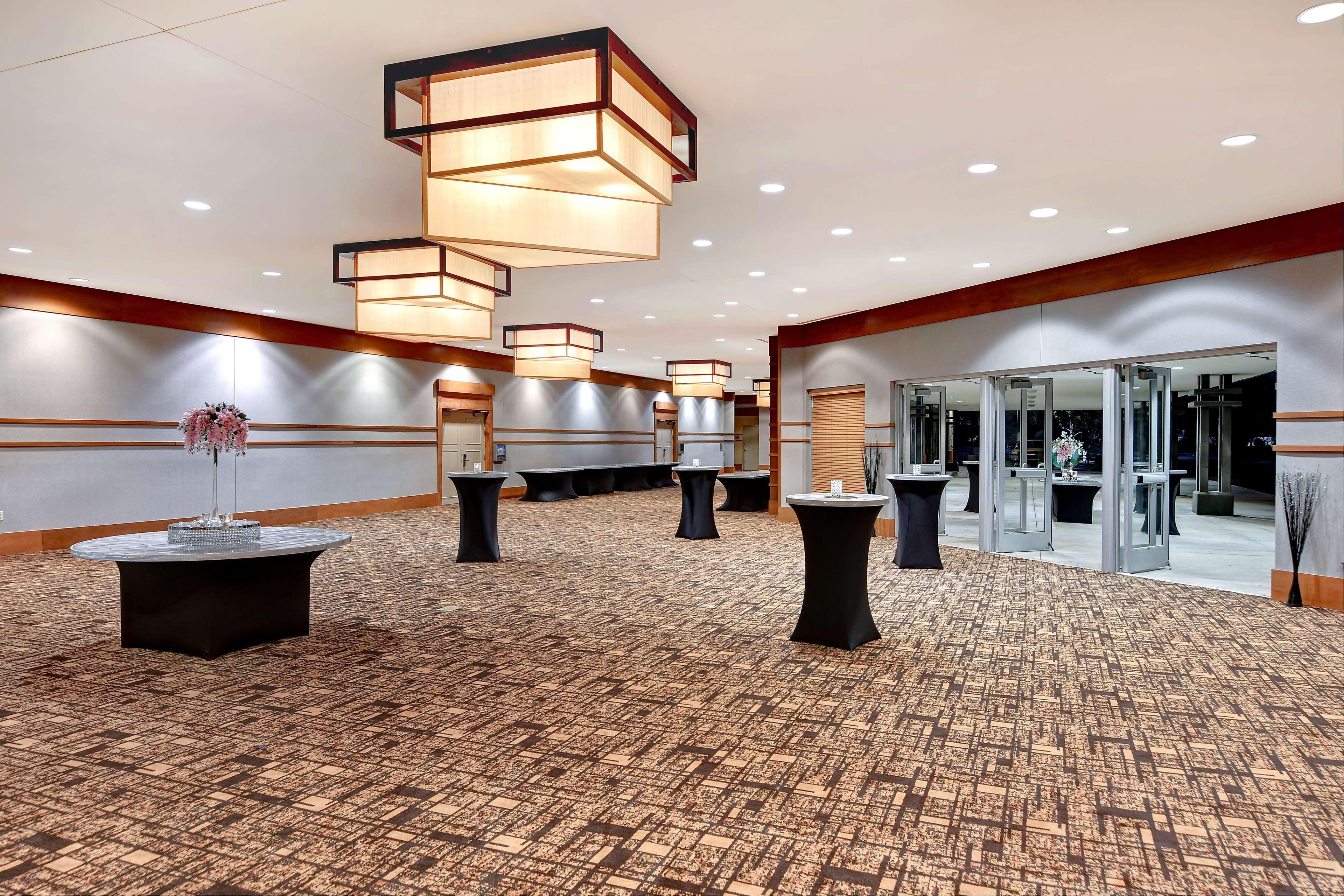 Hotel Doubletree By Hilton Phoenix- Tempe Extérieur photo