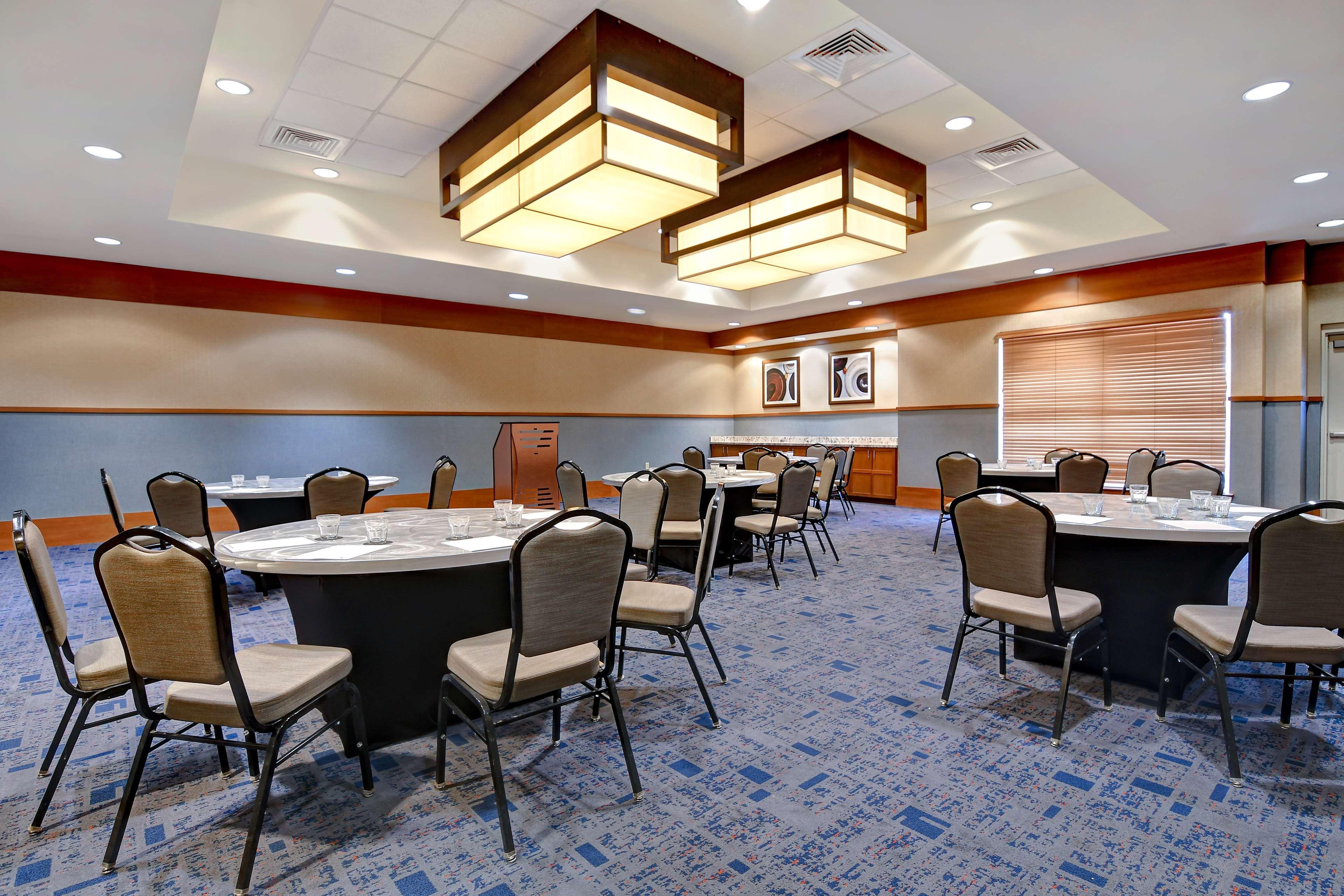 Hotel Doubletree By Hilton Phoenix- Tempe Extérieur photo