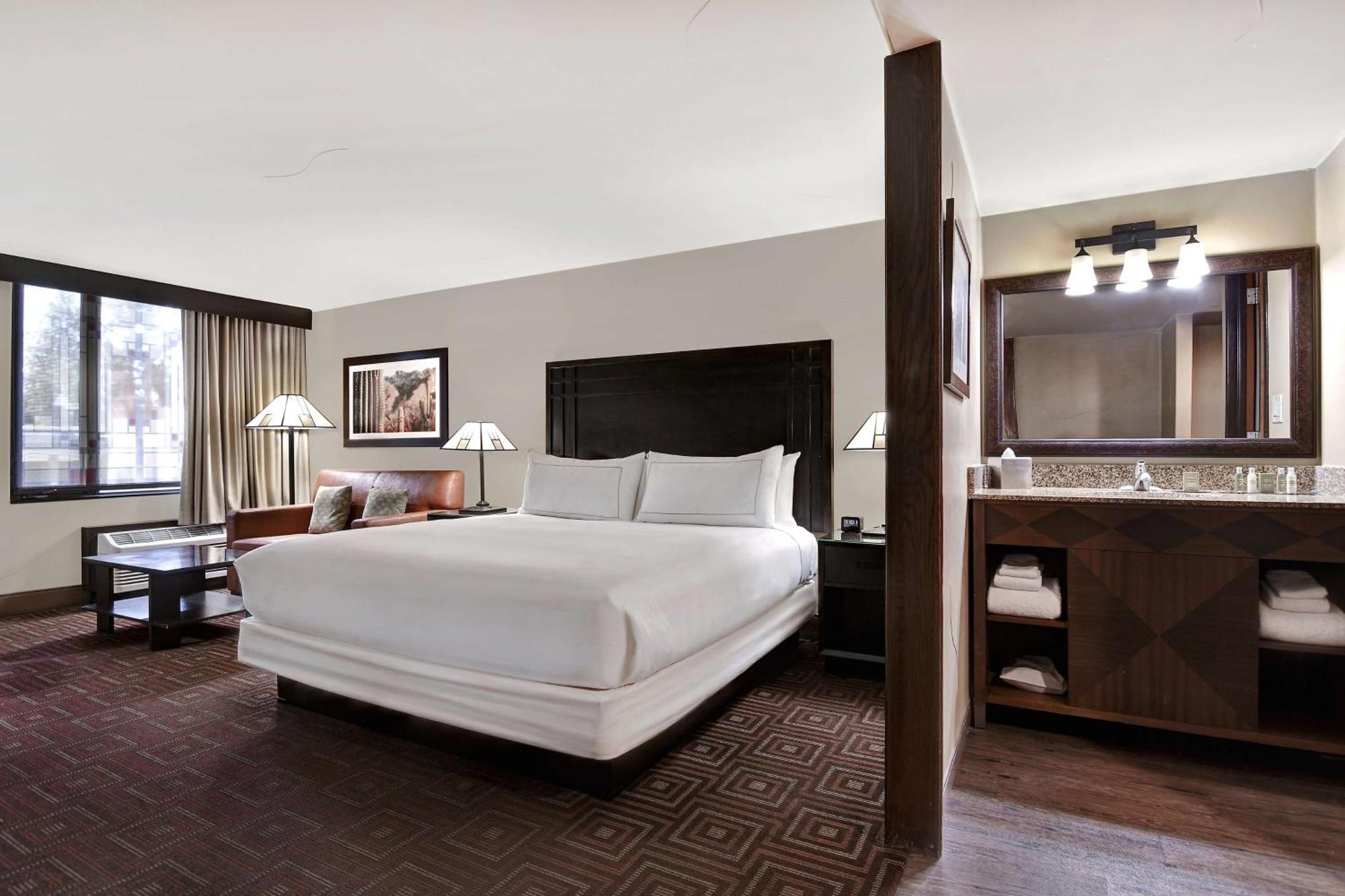 Hotel Doubletree By Hilton Phoenix- Tempe Extérieur photo